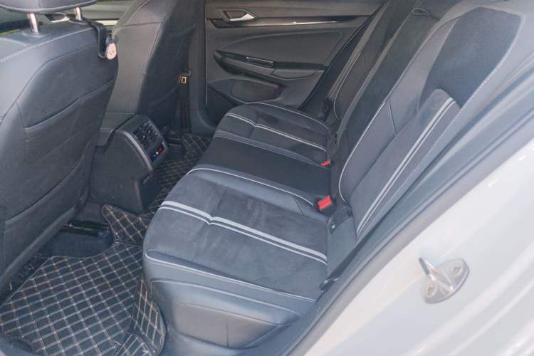 Used Volkswagen Golf 2021 280TSI DSG R-Line Left Rear Seat