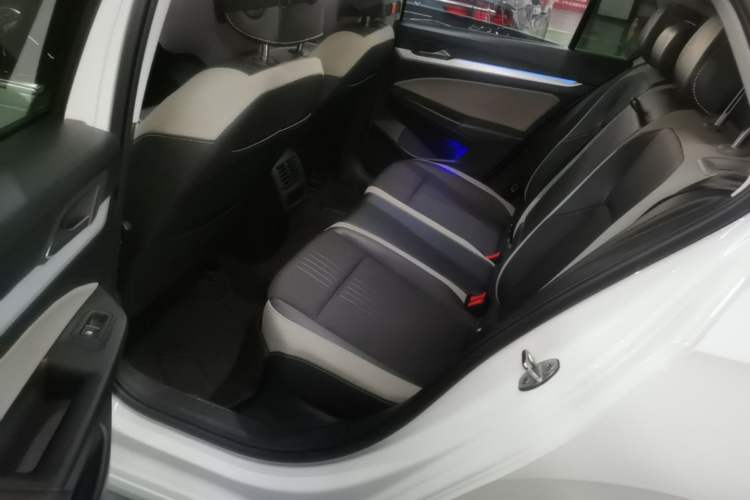 Used Volkswagen Golf 2021 280TSI DSG Pro Left Rear Seat