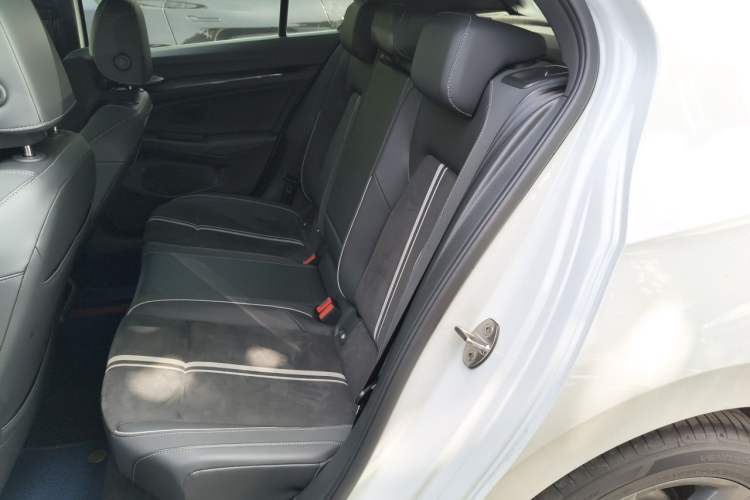 Used Volkswagen Golf 2021 280TSI DSG R-Line Left Rear Seat