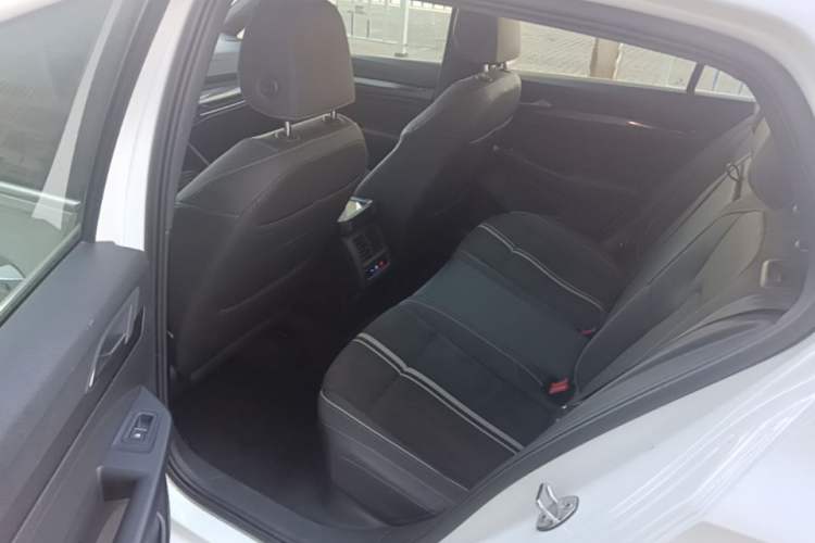Used Volkswagen Golf 2021 280TSI DSG R-Line Left Rear Seat