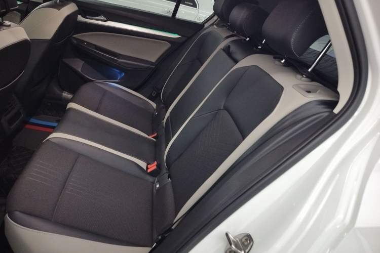 Used Volkswagen Golf 2021 280TSI DSG Pro Left Rear Seat