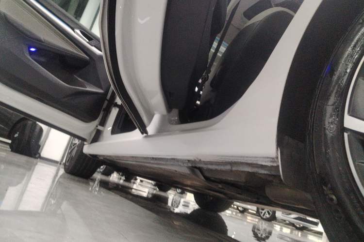 Used Volkswagen Golf 2021 280TSI DSG Pro Left Side Sill