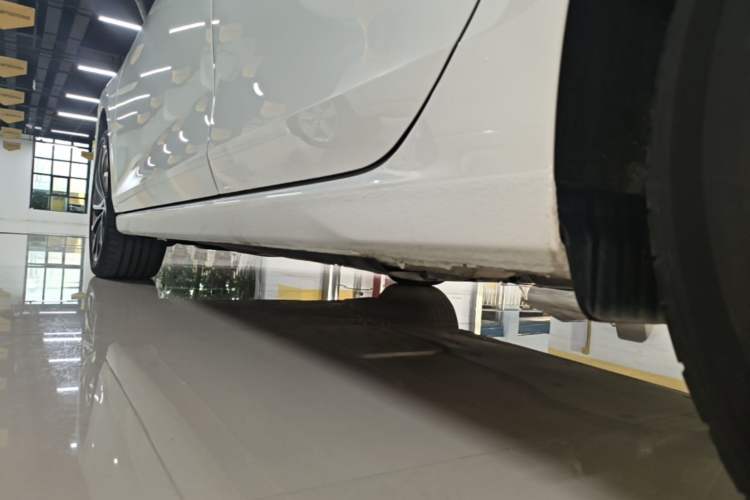 Used Volkswagen Golf 2021 280TSI DSG Pro Left Side Sill