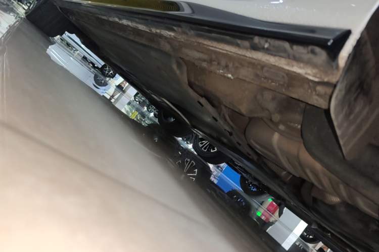 Used Volkswagen Golf 2021 280TSI DSG R-Line Left Side Sill