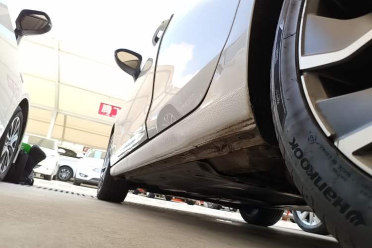 Used Volkswagen Golf 2021 280TSI DSG R-Line Left Side Sill