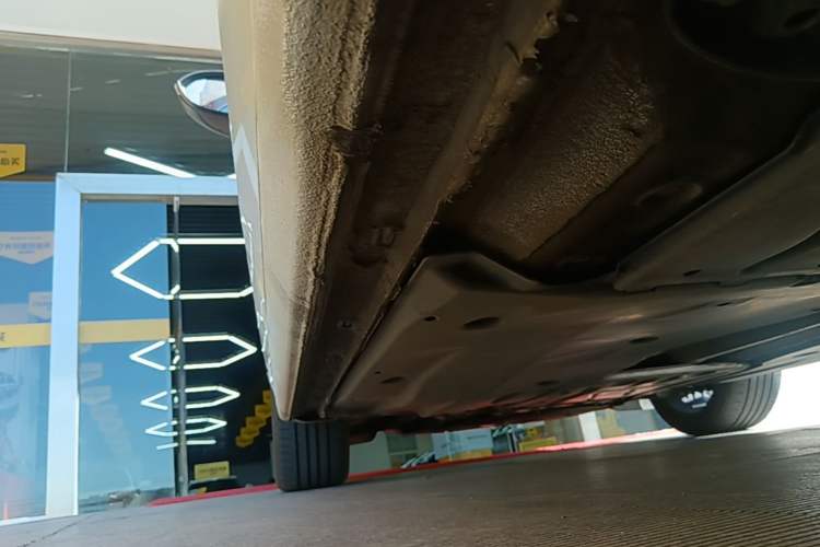 Used Volkswagen Golf 2021 200TSI DSG Pro Left Side Sill