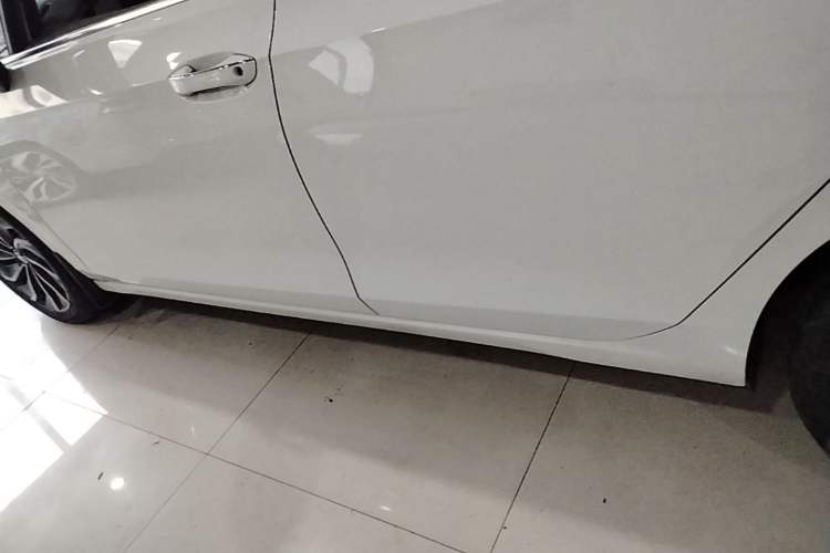 Used Volkswagen Golf 2021 280TSI DSG Pro Left Side Sill