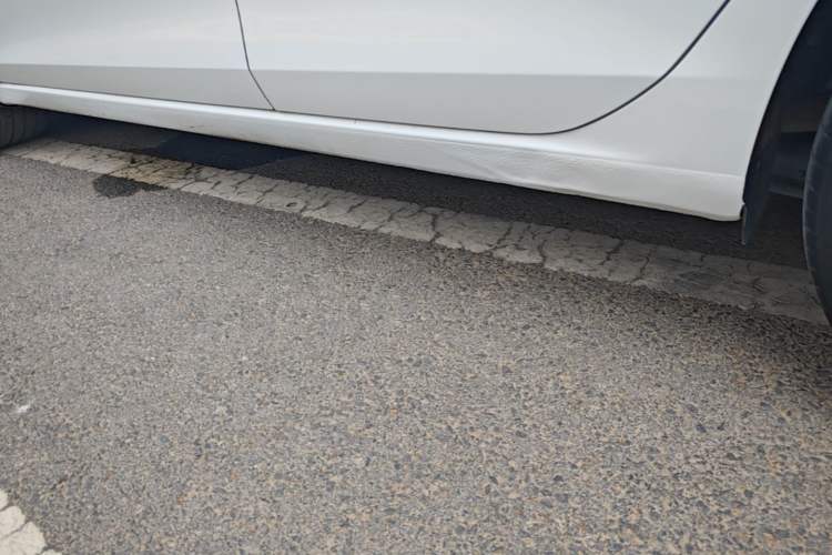 Used Volkswagen Golf 2021 280TSI DSG Pro Left Side Sill