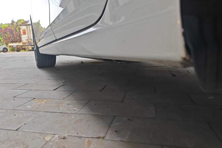 Used Volkswagen Golf 2021 280TSI DSG 30th Anniversary Edition Left Side Sill