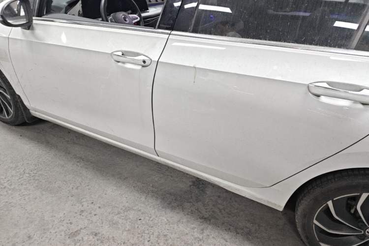 Used Volkswagen Golf 2021 280TSI DSG Pro Left Side Sill