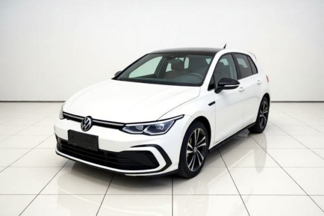 Ojetý Volkswagen Golf 2021 280TSI DSG R-Line