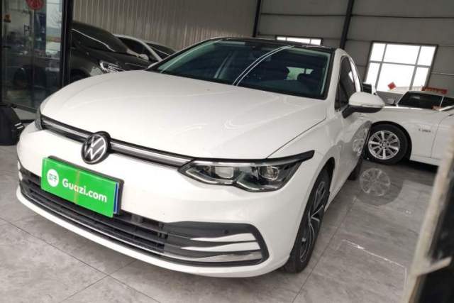 Ojetý Volkswagen Golf 2021 280TSI DSG Pro