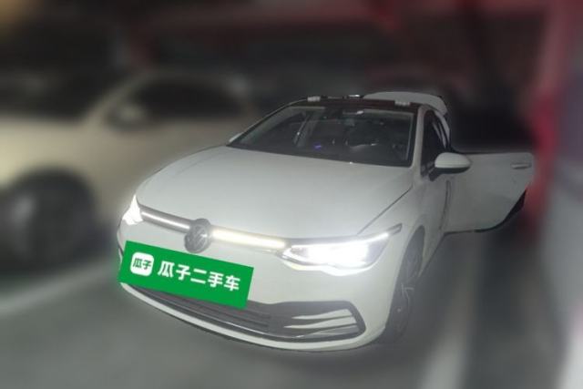 Ojetý Volkswagen Golf 2021 280TSI DSG Pro