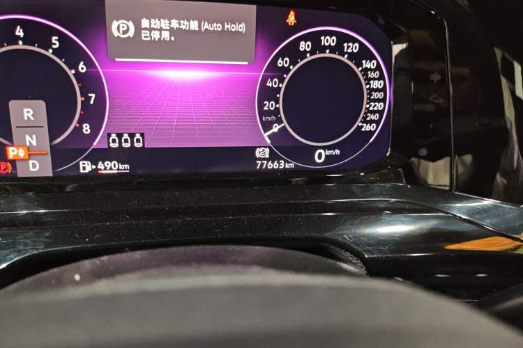 Used Volkswagen Golf 2021 280TSI DSG R-Line Odometer Close Up