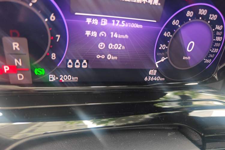 Used Volkswagen Golf 2021 280TSI DSG R-Line Odometer Close Up