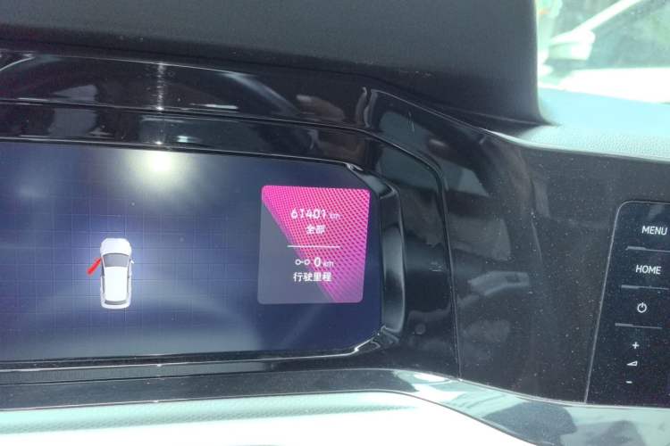 Used Volkswagen Golf 2021 200TSI DSG Pro Odometer Close Up