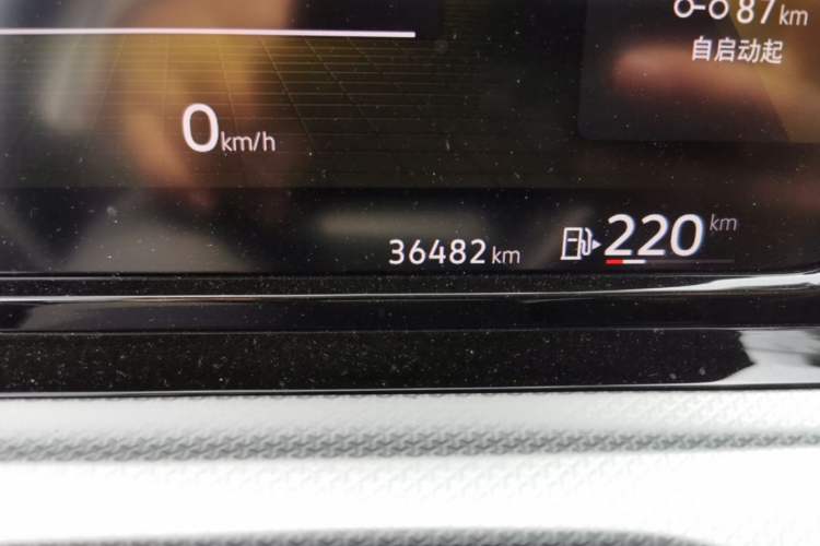 Used Volkswagen Golf 2021 280TSI DSG Pro First Edition Odometer Close Up