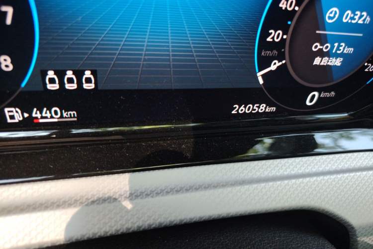 Used Volkswagen Golf 2021 280TSI DSG Pro Odometer Close Up