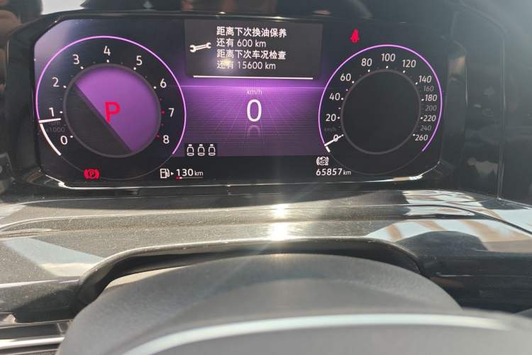 Used Volkswagen Golf 2021 280TSI DSG R-Line Odometer Close Up