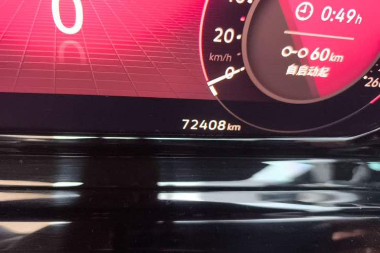 Used Volkswagen Golf 2021 280TSI DSG R-Line Odometer Close Up