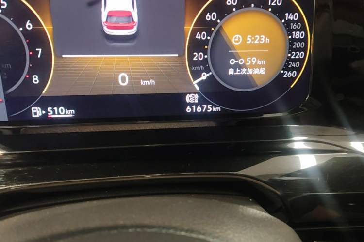 Used Volkswagen Golf 2021 280TSI DSG R-Line Odometer Close Up