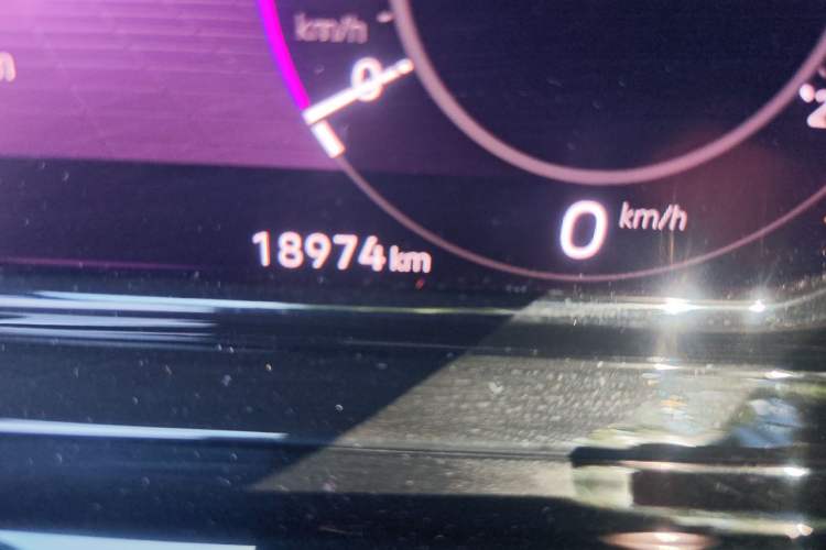 Used Volkswagen Golf 2021 280TSI DSG R-Line Odometer Close Up