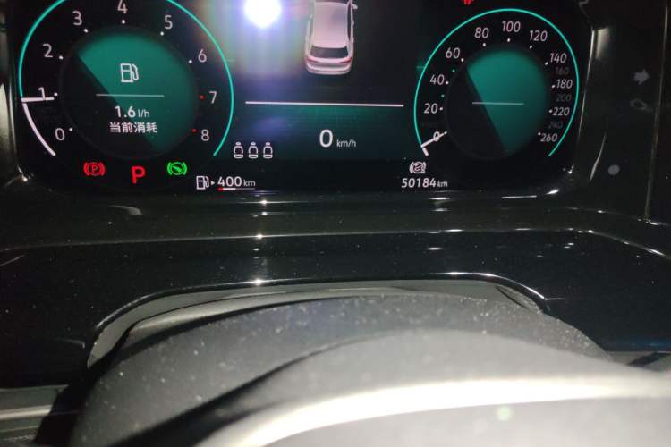 Used Volkswagen Golf 2021 280TSI DSG R-Line Odometer Close Up