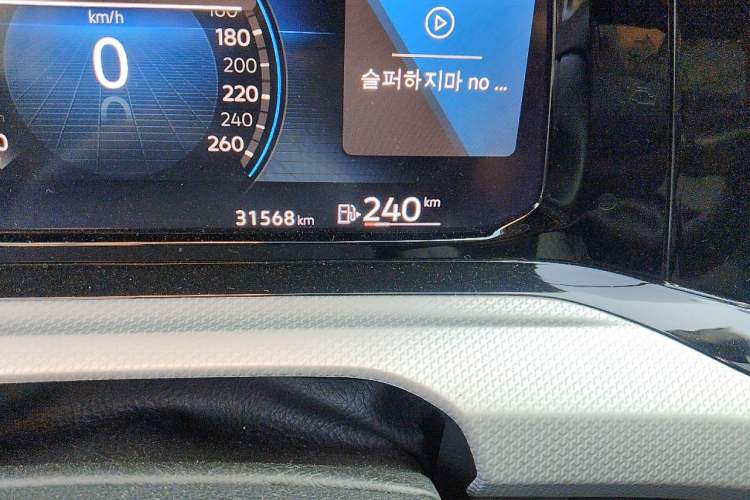 Used Volkswagen Golf 2021 280TSI DSG 30th Anniversary Edition Odometer Close Up
