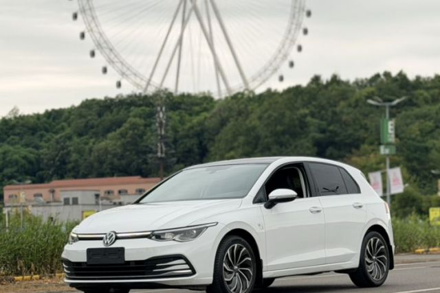 Ojetý Volkswagen Golf 2021 280TSI DSG Pro
