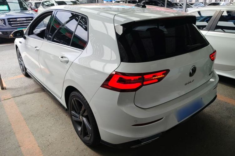 Used Volkswagen Golf 2021 280TSI DSG R-Line Rear Left 45 Deg