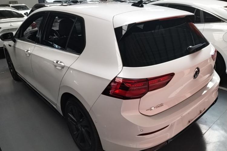 Used Volkswagen Golf 2021 280TSI DSG R-Line Rear Left 45 Deg
