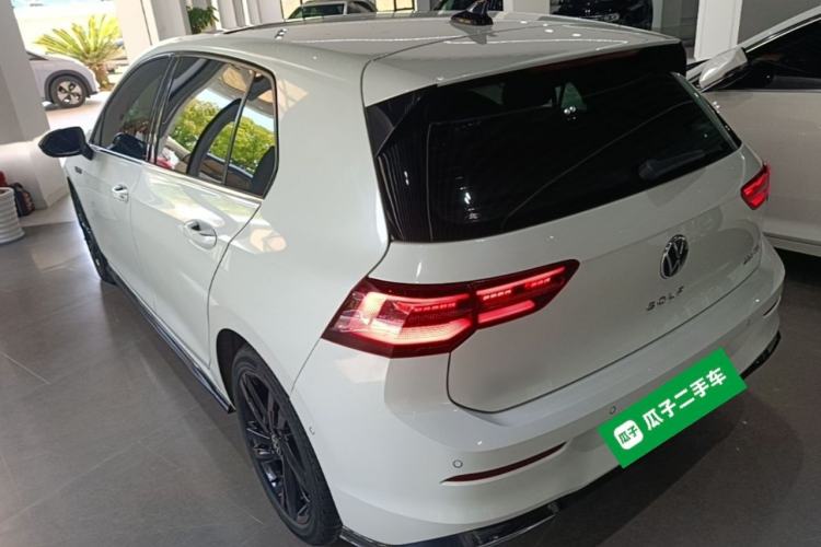 Used Volkswagen Golf 2021 280TSI DSG R-Line Rear Left 45 Deg