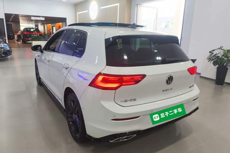 Used Volkswagen Golf 2021 280TSI DSG R-Line Rear Left 45 Deg