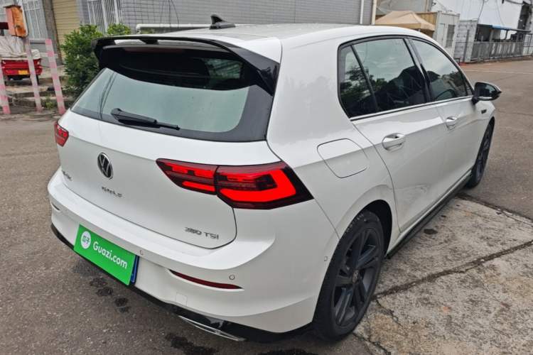 Used Volkswagen Golf 2021 280TSI DSG R-Line Rear Right 45 Deg