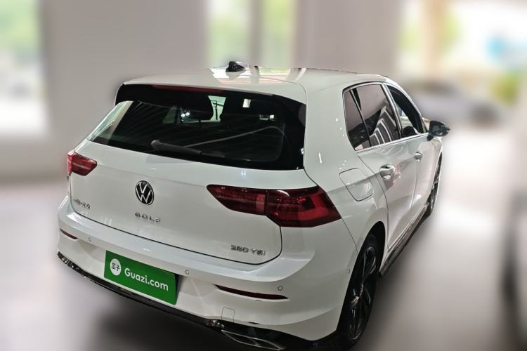 Used Volkswagen Golf 2021 280TSI DSG R-Line Rear Right 45 Deg