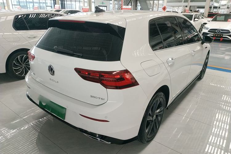 Used Volkswagen Golf 2021 280TSI DSG R-Line Rear Right 45 Deg