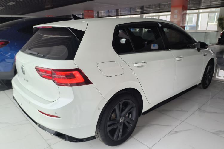 Used Volkswagen Golf 2021 280TSI DSG R-Line Rear Right 45 Deg