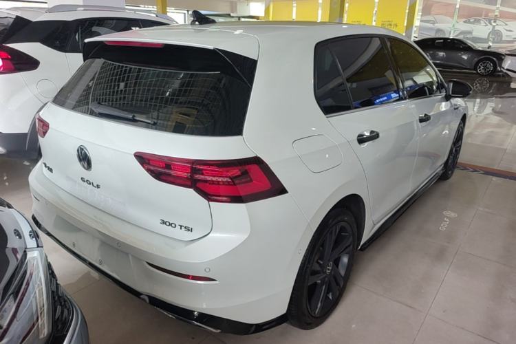 Used Volkswagen Golf 2021 280TSI DSG R-Line Rear Right 45 Deg