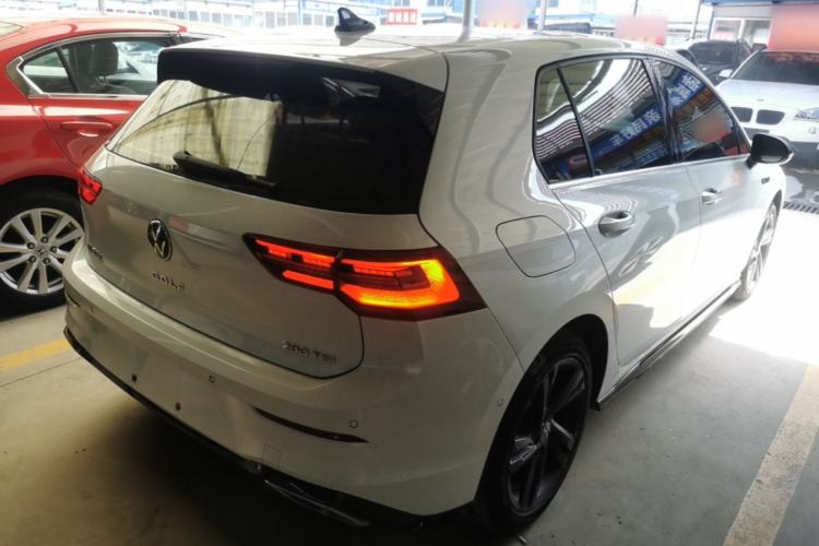 Used Volkswagen Golf 2021 280TSI DSG R-Line Rear Right 45 Deg