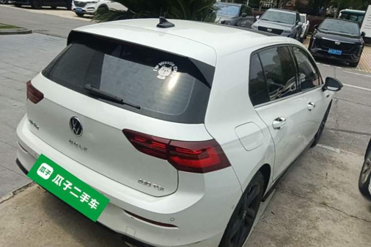 Used Volkswagen Golf 2021 280TSI DSG R-Line Rear Right 45 Deg
