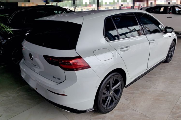 Used Volkswagen Golf 2021 280TSI DSG R-Line Rear Right 45 Deg