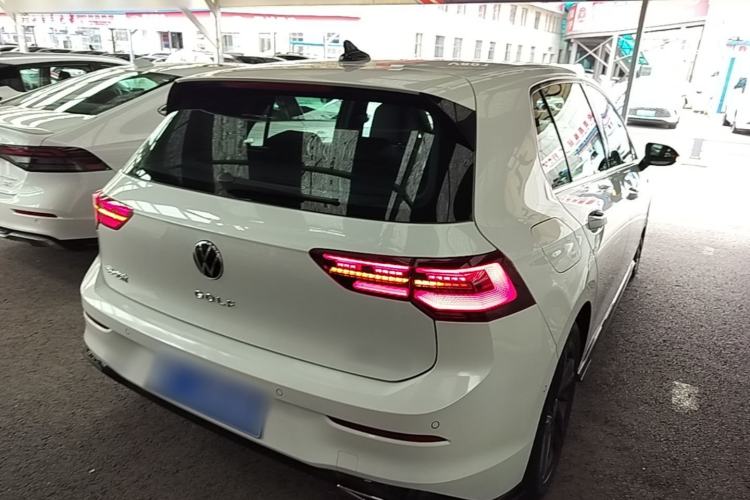 Used Volkswagen Golf 2021 280TSI DSG R-Line Rear Right 45 Deg