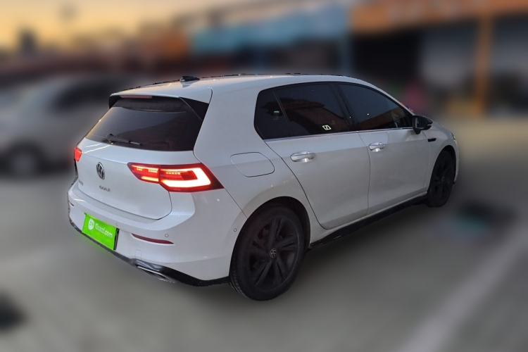 Used Volkswagen Golf 2021 280TSI DSG R-Line Rear Right 45 Deg