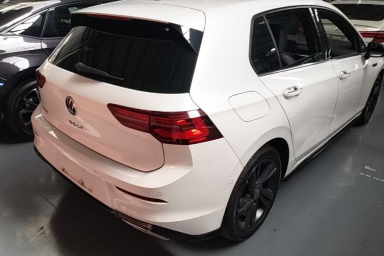 Used Volkswagen Golf 2021 280TSI DSG R-Line Rear Right 45 Deg