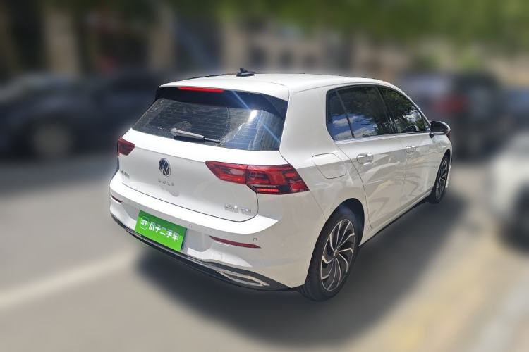 Used Volkswagen Golf 2021 200TSI DSG Pro Rear Right 45 Deg