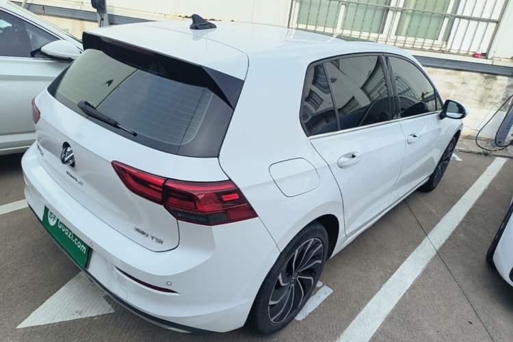 Used Volkswagen Golf 2021 280TSI DSG Pro Rear Right 45 Deg