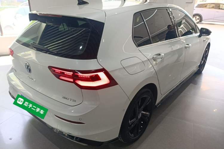 Used Volkswagen Golf 2021 280TSI DSG R-Line Rear Right 45 Deg