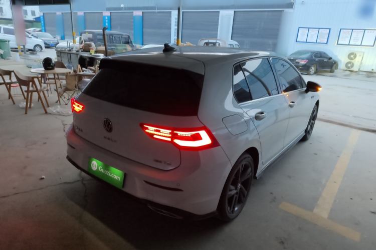 Used Volkswagen Golf 2021 280TSI DSG R-Line Rear Right 45 Deg