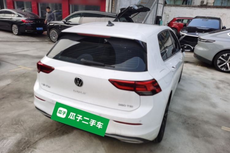 Used Volkswagen Golf 2021 280TSI DSG R-Line Rear Right 45 Deg