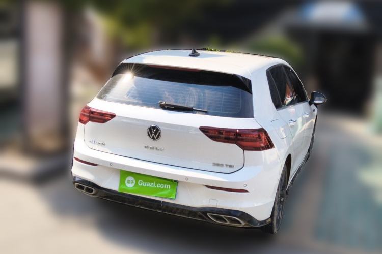 Used Volkswagen Golf 2021 280TSI DSG R-Line Rear Right 45 Deg